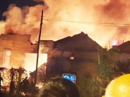 Feroz incendio en la planta Otowil