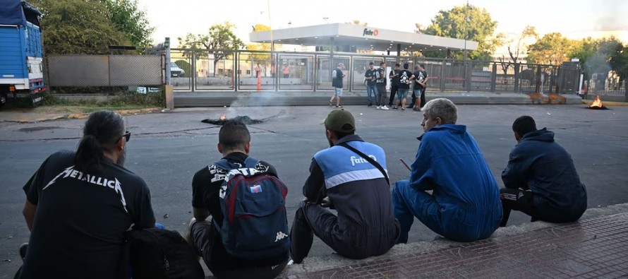 Tensión e incertidumbre en FATE tras el cierre de la empresa