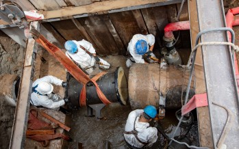 Corte del suministro de agua: AySA informó que repara una importante cañería en nuestra ciudad