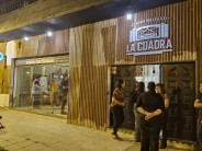 Improvisación musical y micrófono abierto en La Cuadra