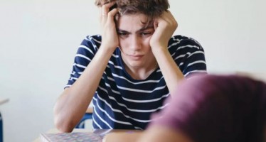 Aumentos de suicidios, violencia escolar y retroceso de políticas públicas: la salud mental de los adolescentes en peligro