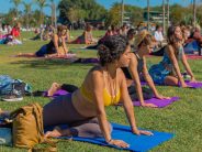 Jornada gratuita de yoga y meditación frente al río en el Parque Náutico