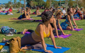 Jornada gratuita de yoga y meditación frente al río en el Parque Náutico