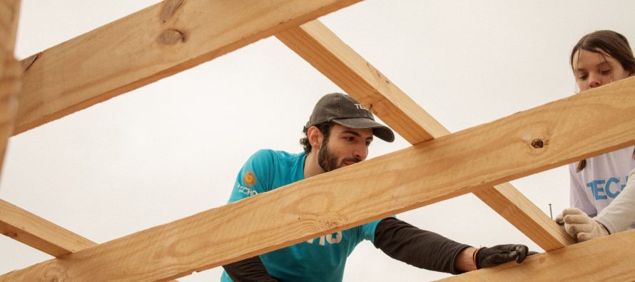 TECHO convoca a voluntarios de la región para construir 14 viviendas en Pilar
