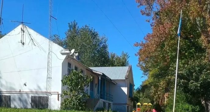 Navegar cuatro horas para dar clases en las islas: así es el día de un docente en el Delta de San Fernando