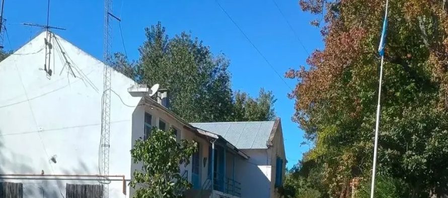 Navegar cuatro horas para dar clases en las islas: así es el día de un docente en el Delta de San Fernando