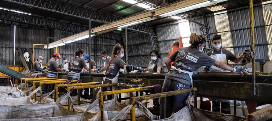 Ambiente de la Provincia y la UNSAM lanzan curso de gestión de residuos para municipios