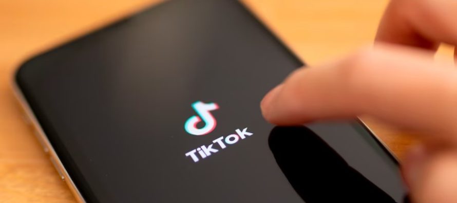 Comunicación política: docente de San Andrés analiza el discurso de Milei en TikTok