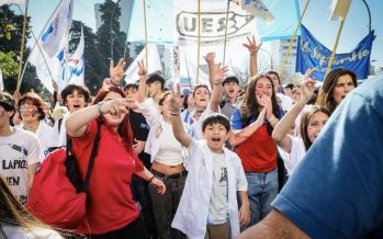 Estudiantes marchan a 50 años de la Noche de los Lápices