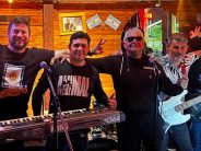 El Teatro Martinelli renueva su agenda con una máster class de Rubén Szuchmacher y rock local