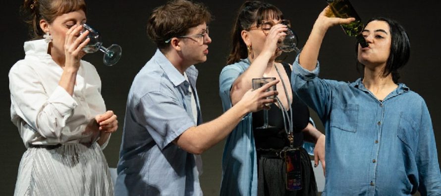 La obra de teatro ‘Mamá es un decir’ se presenta este sábado en el Teatro Martinelli