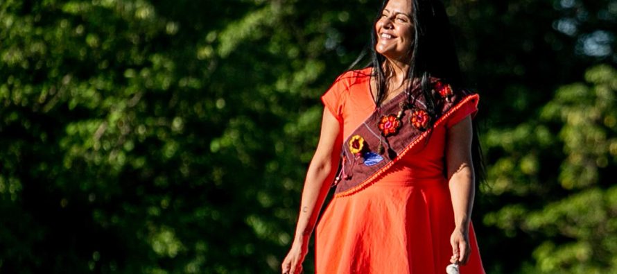 La Bruja Salguero se presenta por primera vez en La Cuadra: «Será un honor estar ahí»